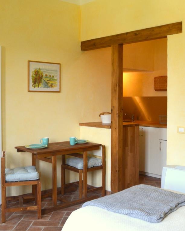Agriturismo Borgo San Francesco Basiglio Eksteriør billede