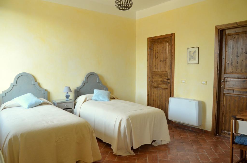 Agriturismo Borgo San Francesco Basiglio Eksteriør billede