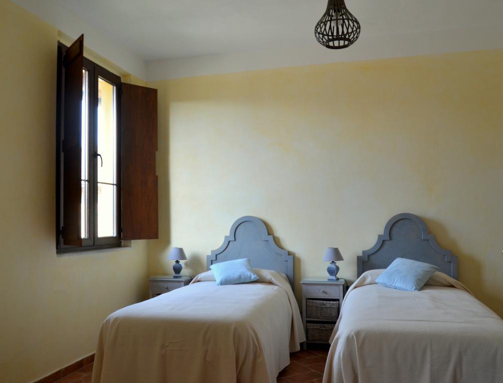 Agriturismo Borgo San Francesco Basiglio Eksteriør billede